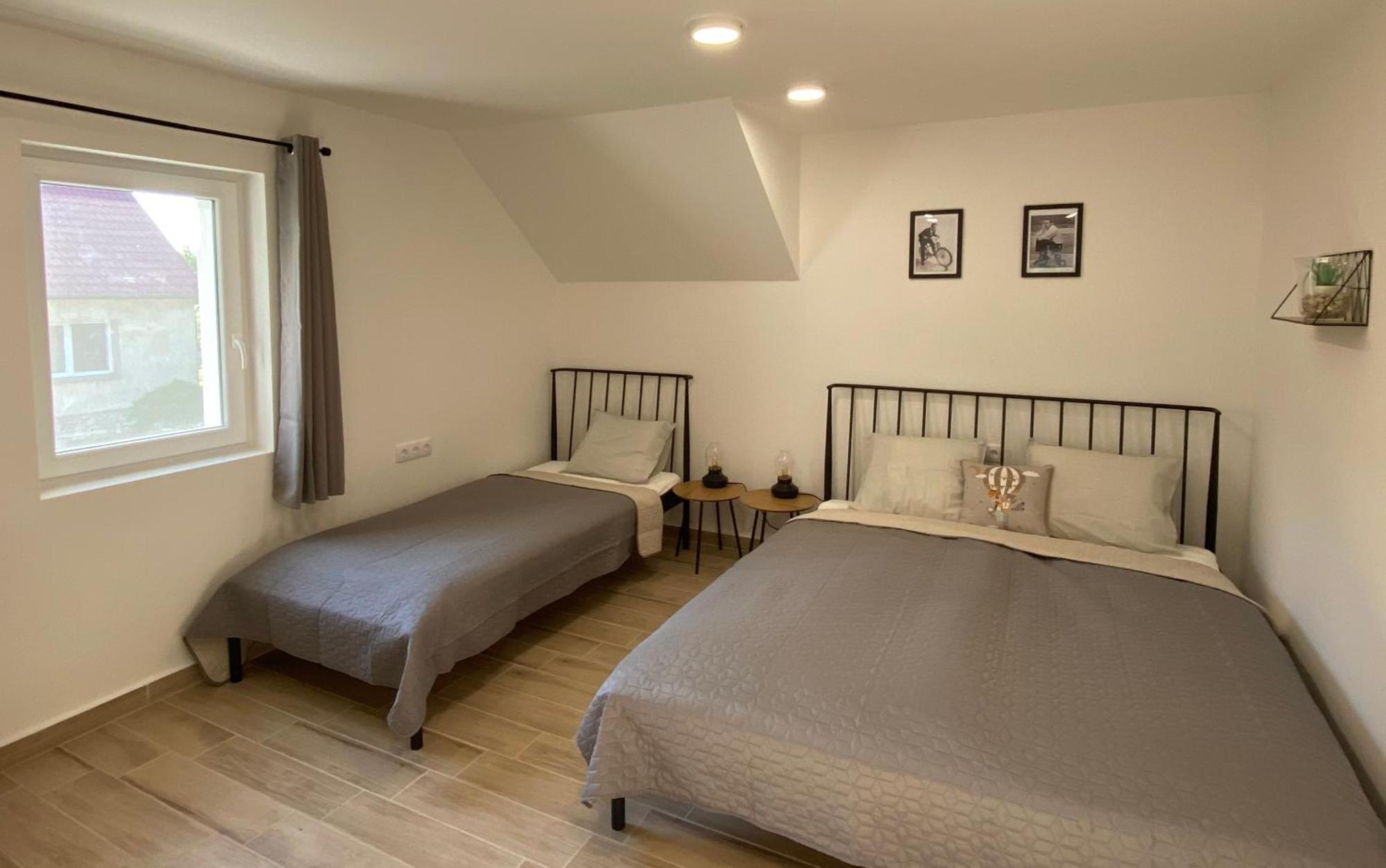 Bike & Fun Apartments - Balatonakarattya Zimmer foto